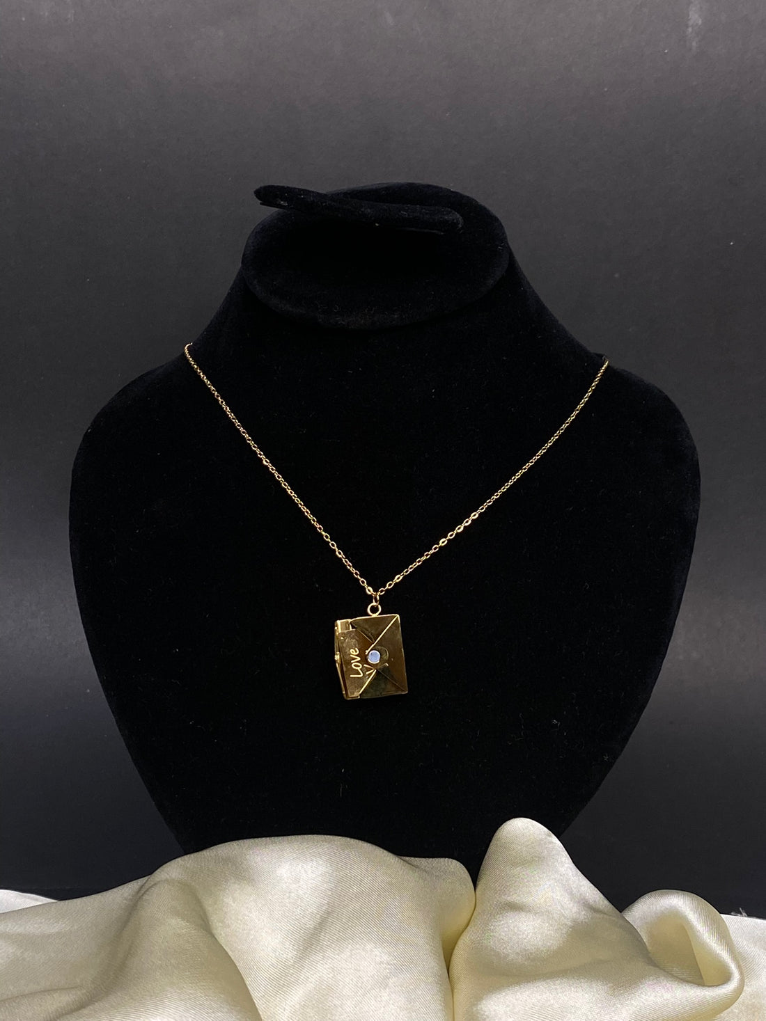 Envelope Pendant